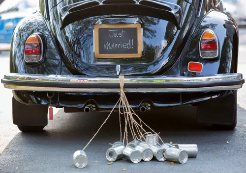 Car with 'Just Married' written on the back.